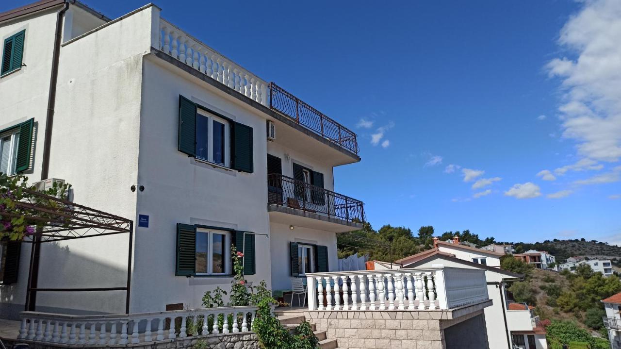 Apartments Zuzul - Trogir Exteriör bild