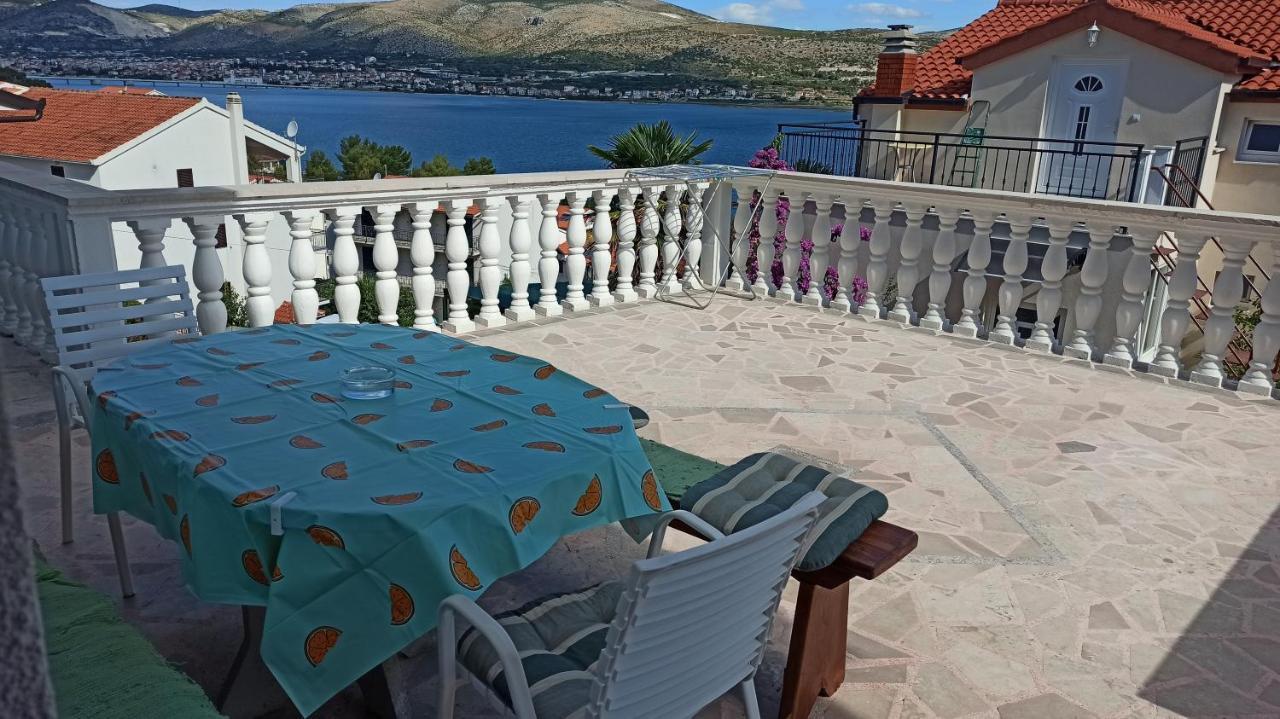 Apartments Zuzul - Trogir Exteriör bild